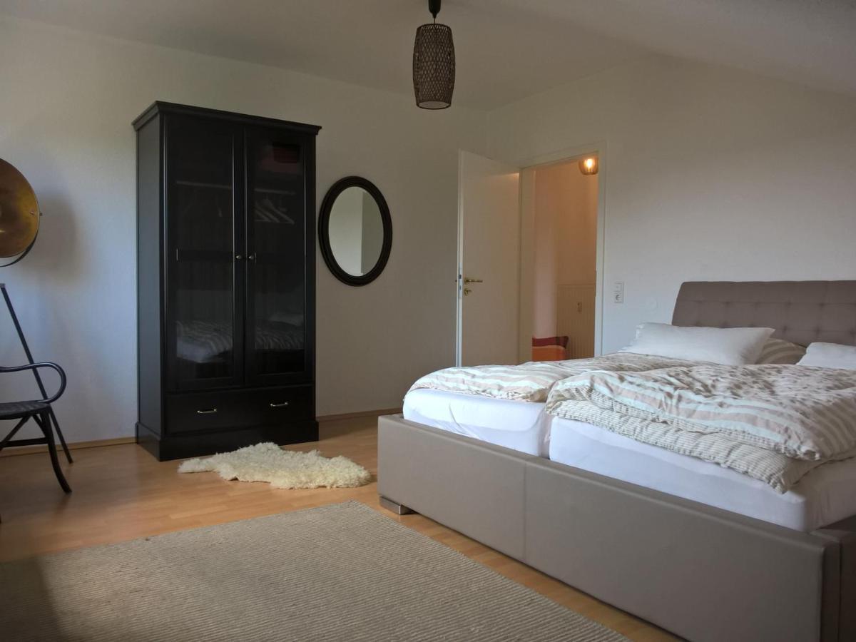 Ferienwohnung Balkonblick Am Hirschberg Санкт Вендел Екстериор снимка